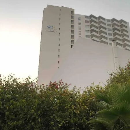 Beachfront Paradise House * 포티마오