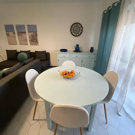 Beachfront Paradise House 포티마오