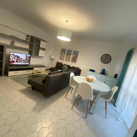 Beachfront Paradise House 펜션